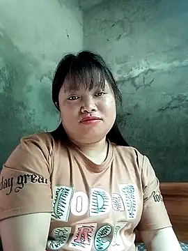 Snapshot of Tdtd57 chatting on March 28, 2026, 4:12 am Tdtd57 online show from March 28, 2026, 4:12 am