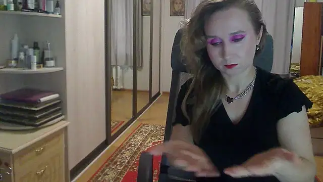 ClassyInna online show from September 9, 2025, 8:25 am