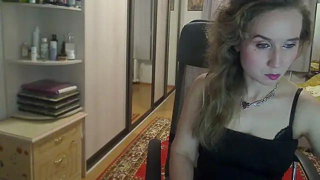 ClassyInna online show from September 11, 2025, 8:47 am