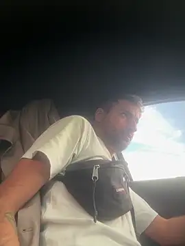 Torissimo92 online show from September 23, 2025, 7:55 am