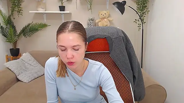 Snapshot of Spicy_Lexi chatting on October 10, 2025, 6:45 am Spicy Lexi online show from October 10, 2025, 6:45 am