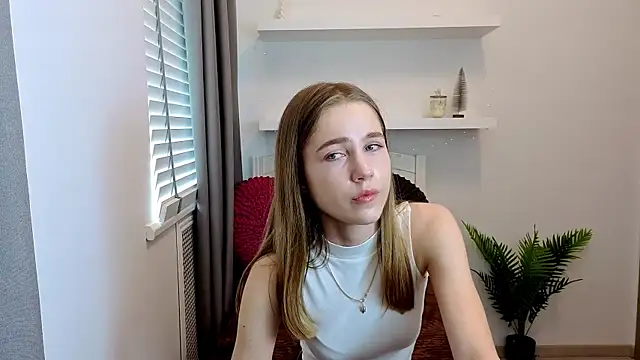 Spicy Lexi online show from June 2, 2026, 1:02 pm