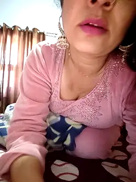 CUTE-PX online show from November 29, 2025, 3:09 am