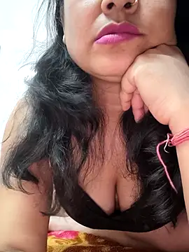 CUTE-PX online show from April 26, 2026, 4:04 pm