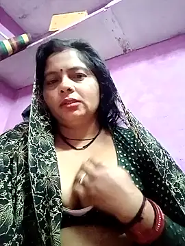 Hot komal1 online show from November 24, 2025, 8:08 pm