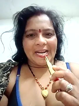 Snapshot of Hot_komal1 chatting on February 12, 2026, 9:21 pm Hot komal1 online show from February 12, 2026, 9:21 pm