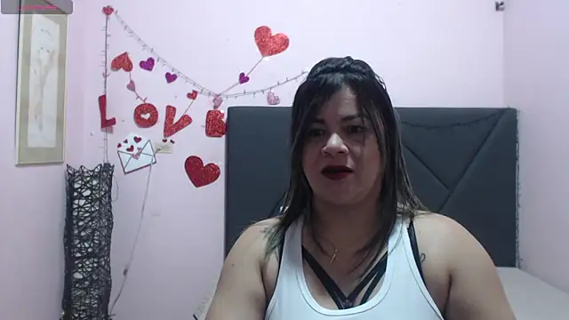 pamela echeverria online show from April 15, 2026, 11:17 am