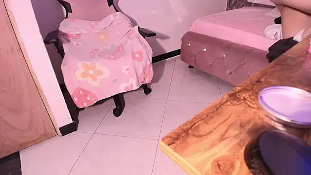 Terraelowen online show from October 11, 2025, 10:58 am