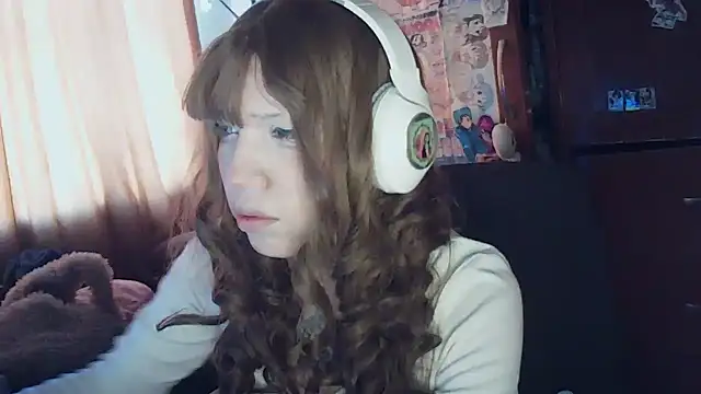 Terraelowen online show from March 19, 2026, 1:37 pm