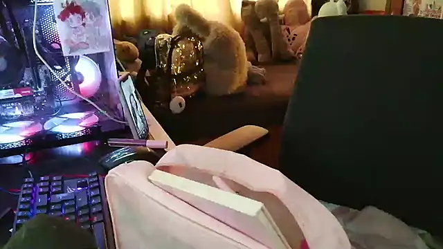 Terraelowen online show from April 10, 2026, 1:16 pm