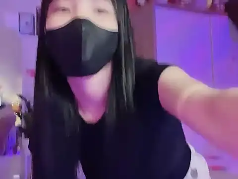 keelinnn19 online show from September 18, 2025, 5:15 pm