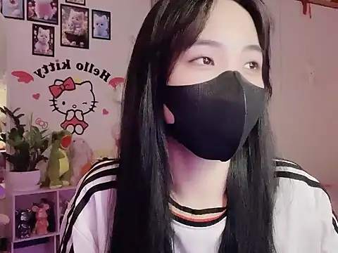 keelinnn19 online show from October 15, 2025, 5:46 pm