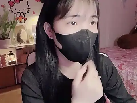 keelinnn19 online show from February 1, 2026, 1:42 pm