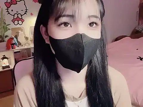 keelinnn19 online show from February 9, 2026, 6:23 pm