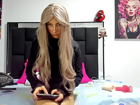 Snapshot of xamila_muaa chatting on January 6, 2026, 11:14 am xamila muaa online show from January 6, 2026, 11:14 am