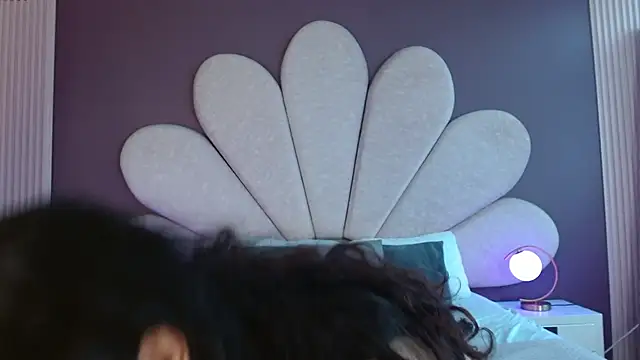 NickandAbby  online show from September 15, 2025, 1:00 pm