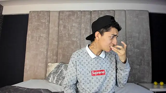 NickandAbby  online show from February 20, 2026, 7:25 pm