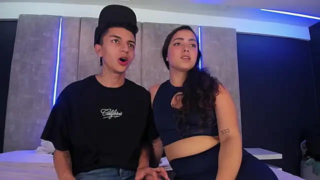 NickandAbby  online show from April 21, 2026, 2:51 am