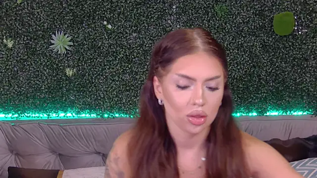 sexyanais online show from October 12, 2025, 2:16 pm