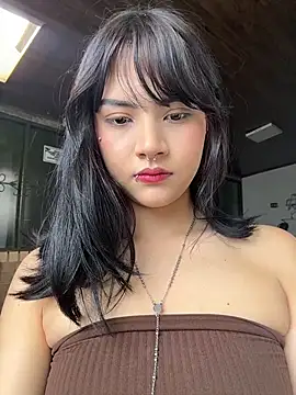 TatiLee online show from June 19, 2026, 2:54 pm