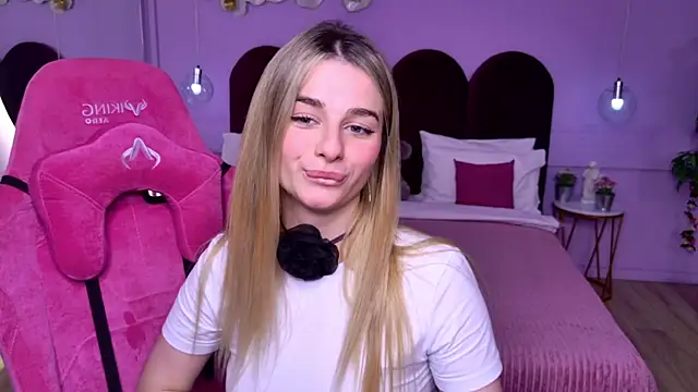 SweetyLicky online show from November 28, 2025, 7:27 pm