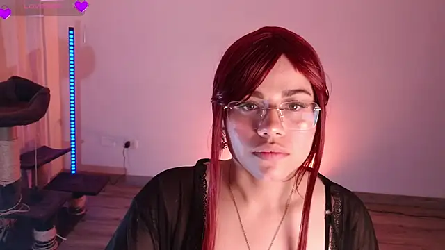 marsearth22  online show from September 18, 2025, 12:01 am