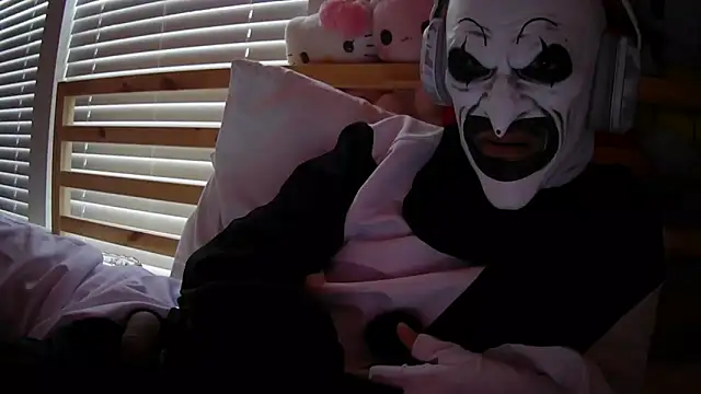 Snapshot of 8inchess chatting on December 5, 2025, 6:59 pm 8inchess online show from December 5, 2025, 6:59 pm