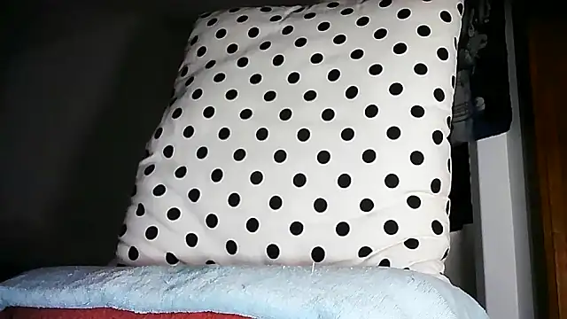 Snapshot of Iamtheswayze chatting on January 11, 2026, 12:37 am Iamtheswayze online show from January 11, 2026, 12:37 am