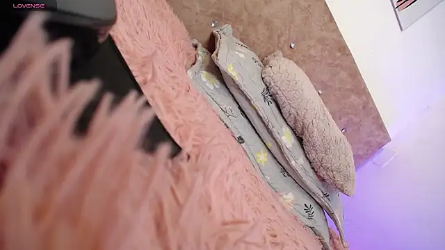 solpeich online show from October 25, 2025, 4:57 pm