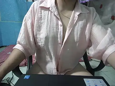 Xue weng online show from September 9, 2025, 1:38 am