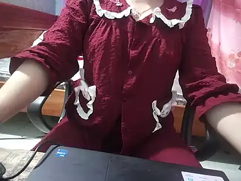 Xue weng online show from April 21, 2026, 3:28 pm