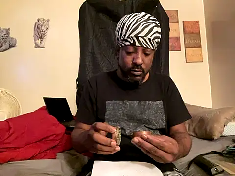 viceutk1 online show from October 10, 2025, 9:30 am