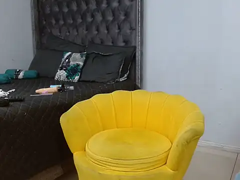 CouplesX96xx online show from November 30, 2025, 10:25 pm