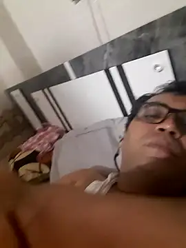 Hot-boy077 online show from November 30, 2025, 7:40 pm