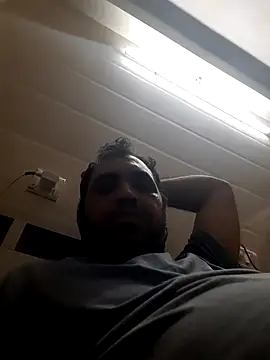 Snapshot of Hot-boy077 chatting on March 1, 2026, 6:32 pm Hot-boy077 online show from March 1, 2026, 6:32 pm