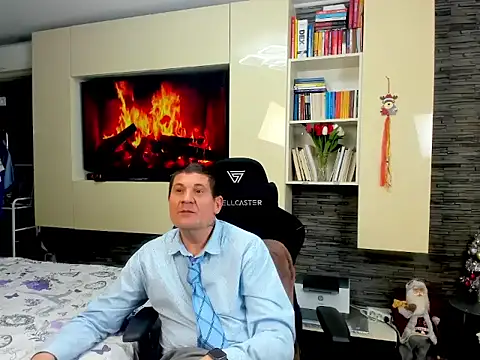 SpartacusDaddy48 online show from February 8, 2026, 10:13 pm