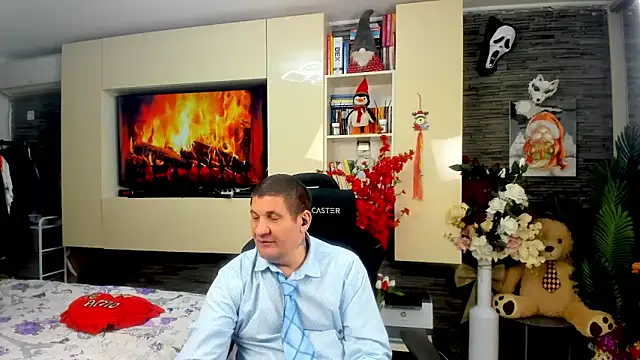 SpartacusDaddy48 online show from March 23, 2026, 2:04 am