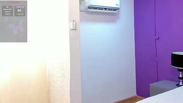 Abby-campbel online show from April 1, 2026, 8:39 pm