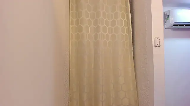 Abby-campbel online show from April 21, 2026, 1:42 am