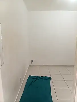 flavinhasensual online show from September 23, 2025, 12:52 pm