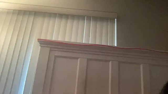 sweetnjuicyyy online show from October 12, 2025, 12:09 am