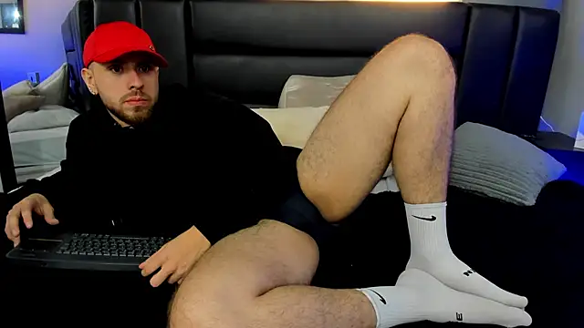 Maximo Wolff online show from September 18, 2025, 9:06 pm