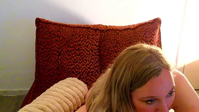 Snapshot of Stellapower chatting on October 16, 2025, 6:14 am Stellapower online show from October 16, 2025, 6:14 am