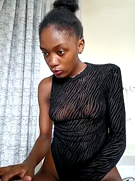 Miss-Hennessy online show from March 19, 2026, 12:09 pm