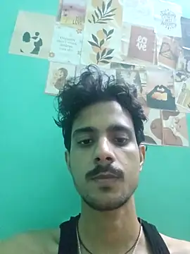 Snapshot of Sushant001 chatting on February 5, 2026, 6:01 pm Sushant001 online show from February 5, 2026, 6:01 pm