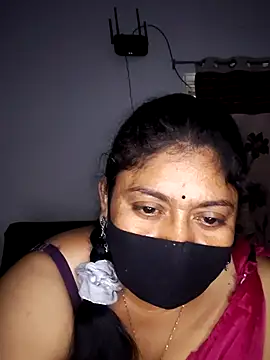 Snapshot of Telugu--Nadhini143 chatting on October 6, 2025, 4:21 am Telugu--Nadhini143 online show from October 6, 2025, 4:21 am