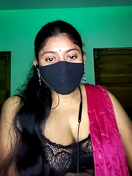 Snapshot of Telugu--Nadhini143 chatting on October 18, 2025, 5:35 pm Telugu--Nadhini143 online show from October 18, 2025, 5:35 pm