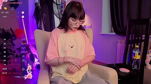 Misa Perfect online show from November 1, 2025, 11:56 am