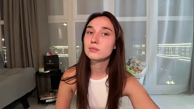 Miaswetty online show from September 25, 2025, 6:44 pm