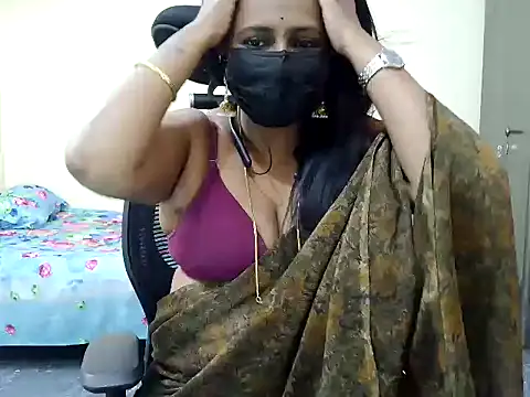 Snapshot of ammu1990 chatting on August 3, 2026, 8:02 am ammu1990 online show from August 3, 2026, 8:02 am